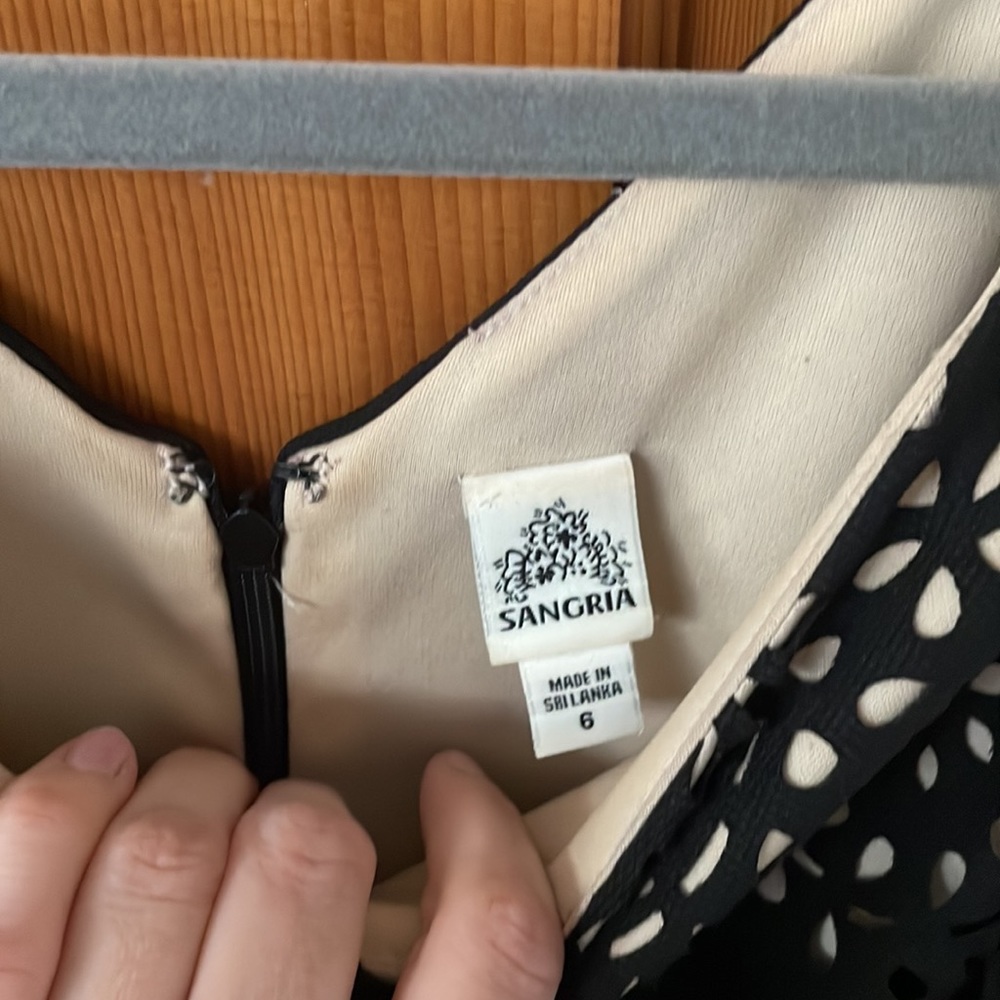 ModCloth cutout Dress - Picture 5 of 7